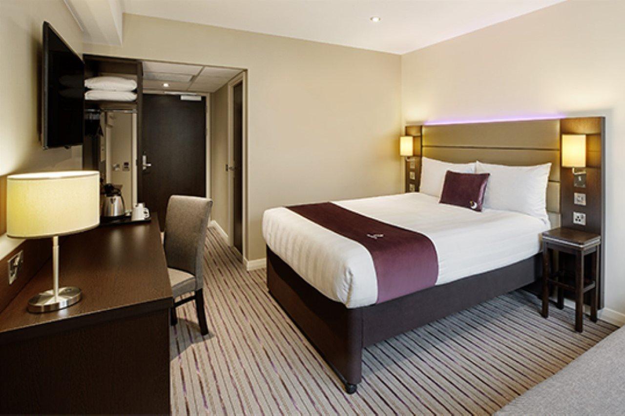 Premier Inn リヴァプール エクステリア 写真