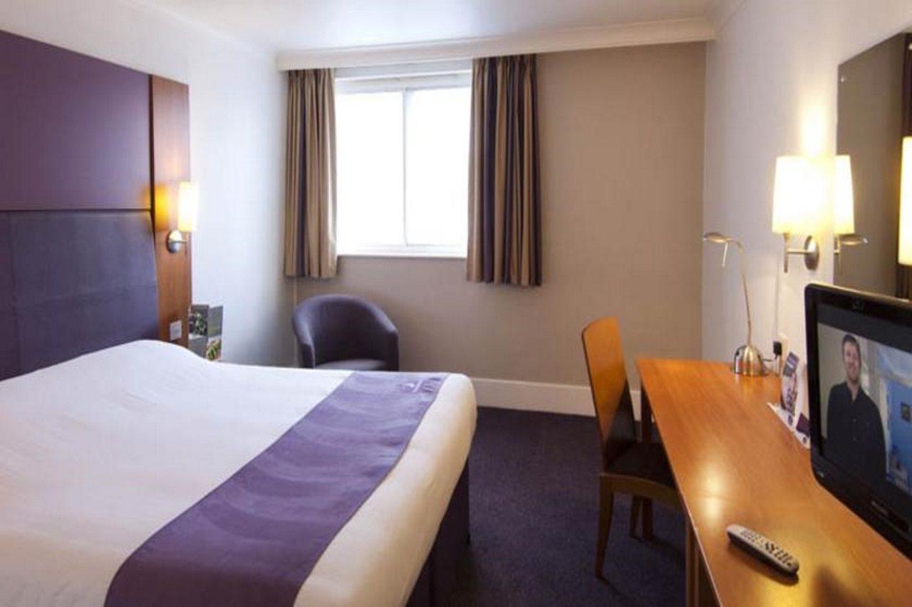 Premier Inn リヴァプール エクステリア 写真