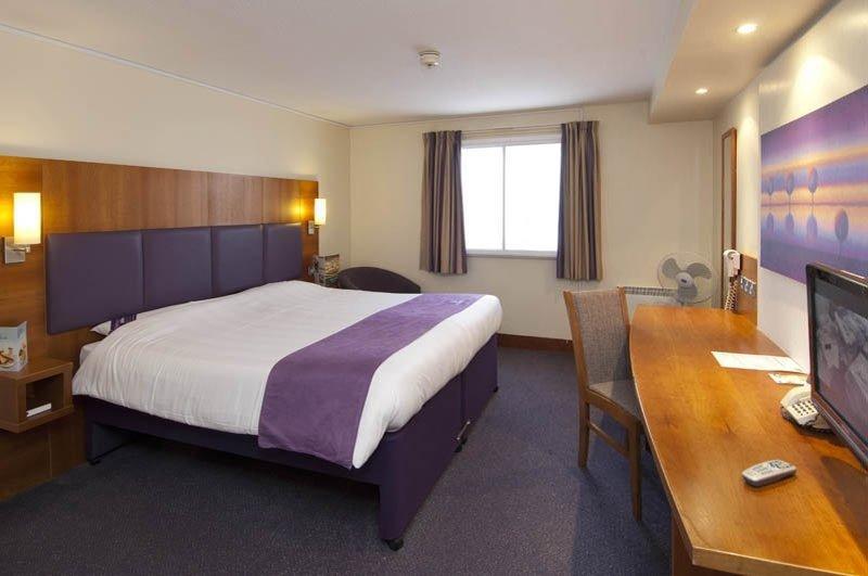 Premier Inn リヴァプール エクステリア 写真